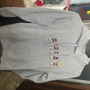 Women’s small ariat hoodie